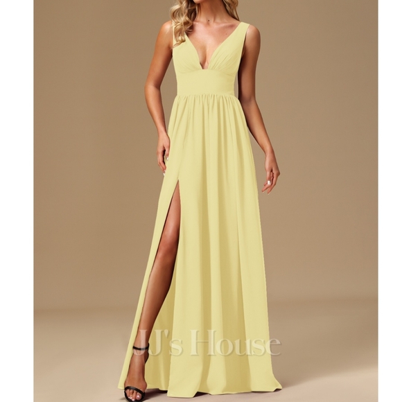 JJs House Dresses & Skirts - Long Yellow JJ's House Dress Size 8 Daffodil